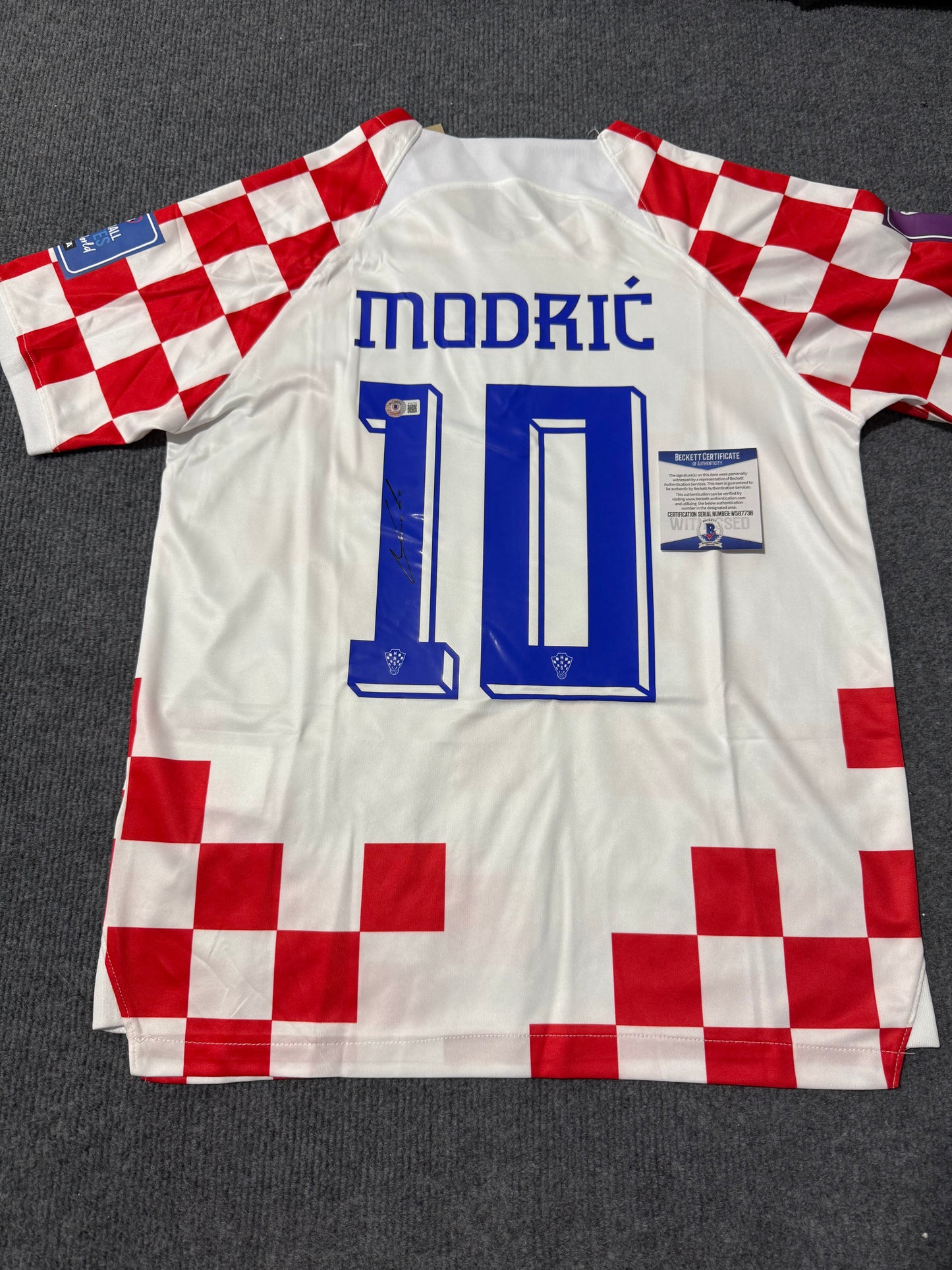 Luka Modric Custom Sports Jersey Display Frame with Decorative Jersey