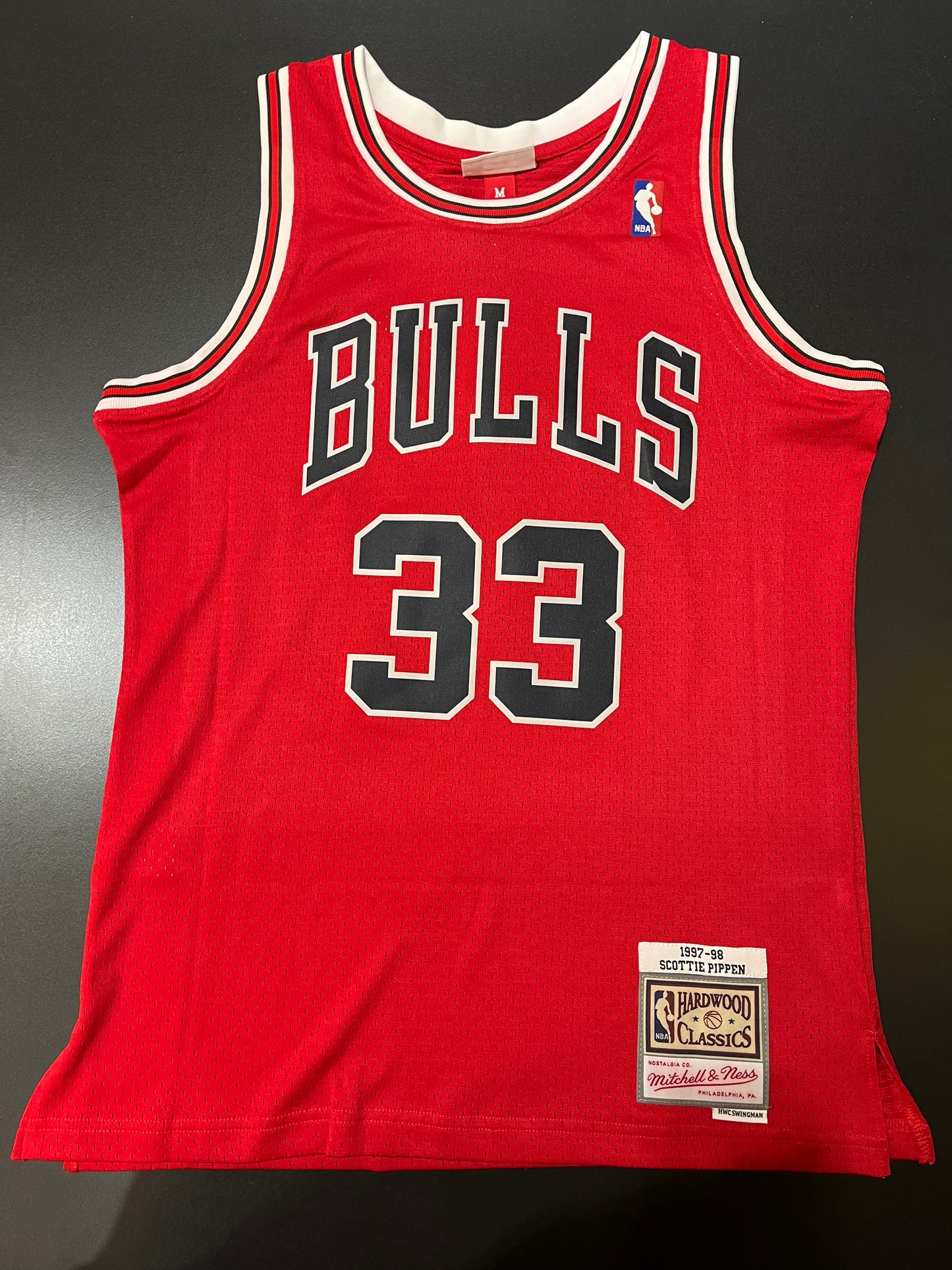 (Pippen)signed jersey