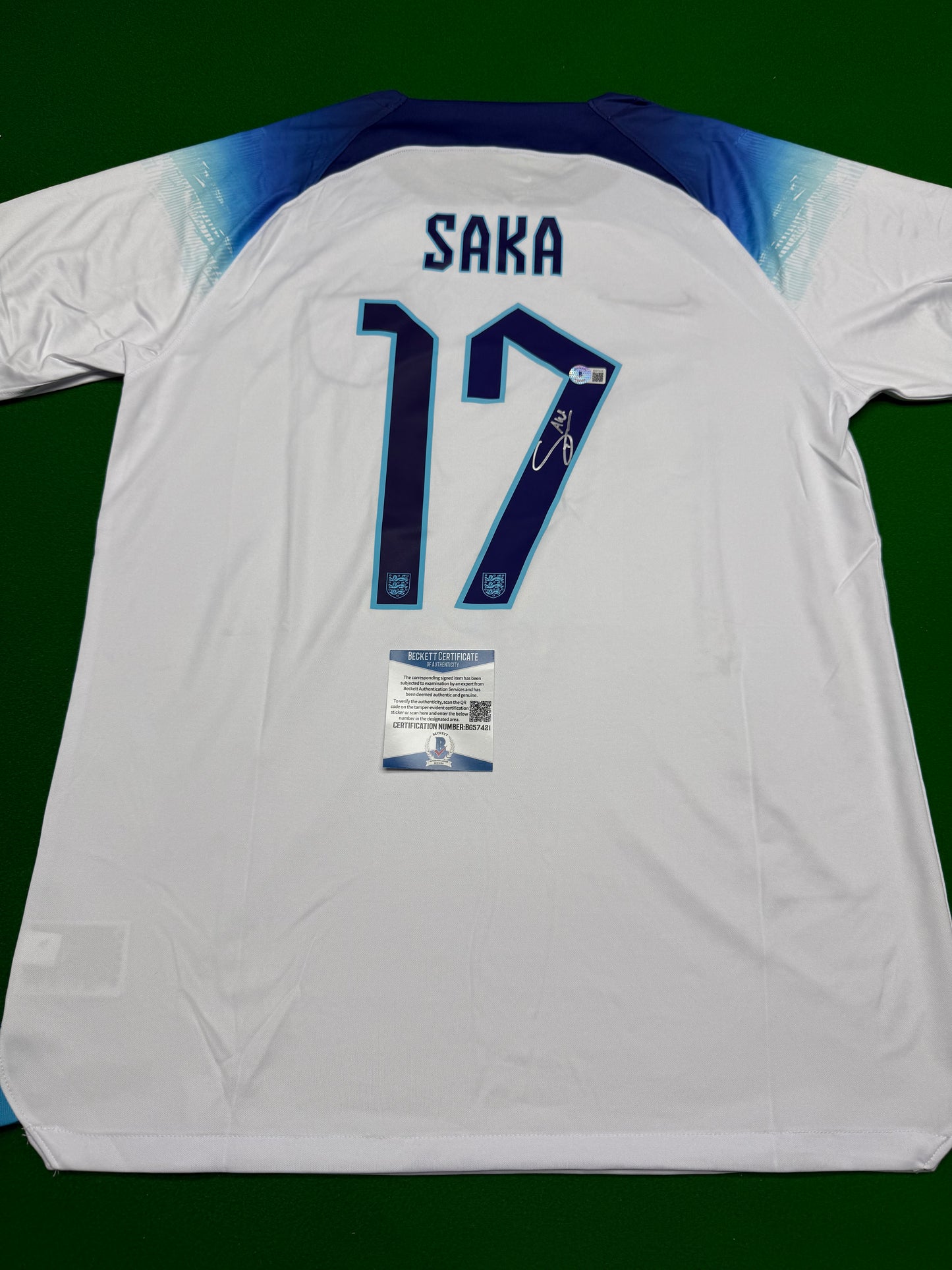 (Saka)signed jersey