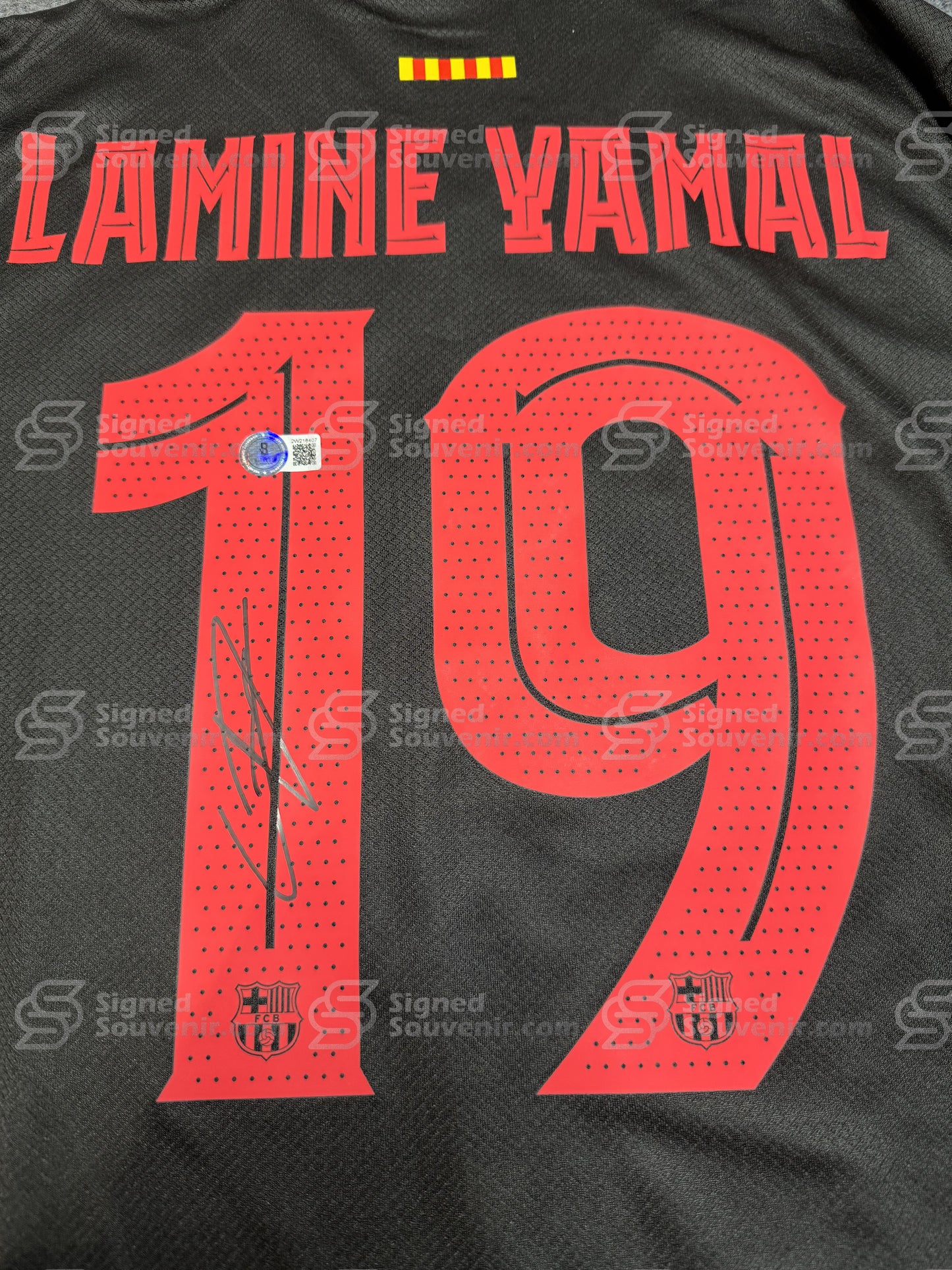 Lamine Yamal Signed Jersey Beckett