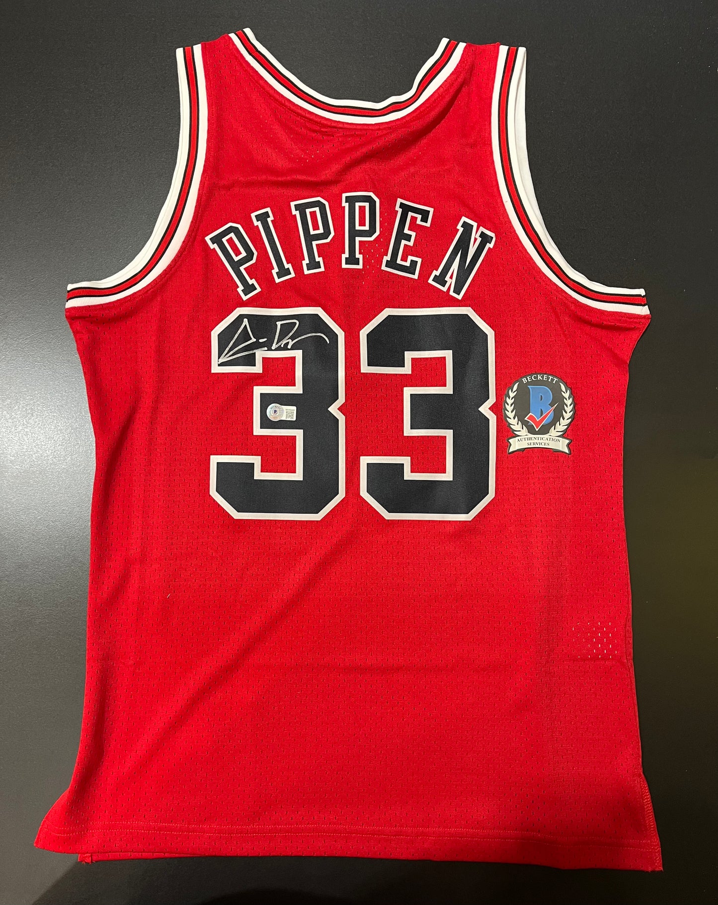 （Pippen）signed jersey