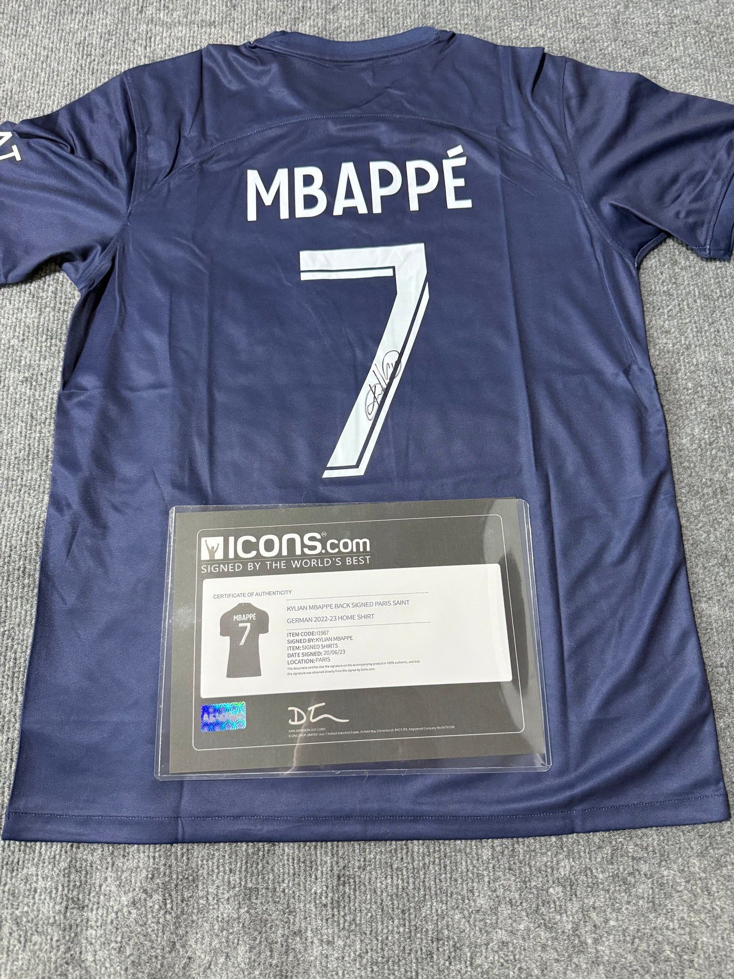 （MBAPPE）signed jersey