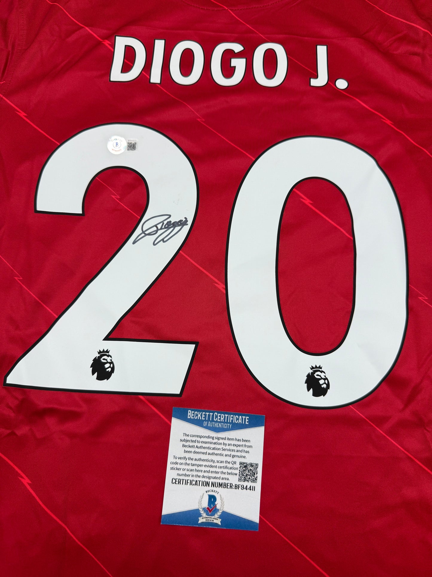 （Diogo j.）signed jersey