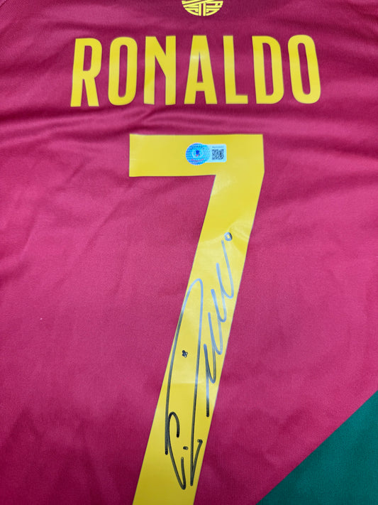 （Ronaldo）signed jersey