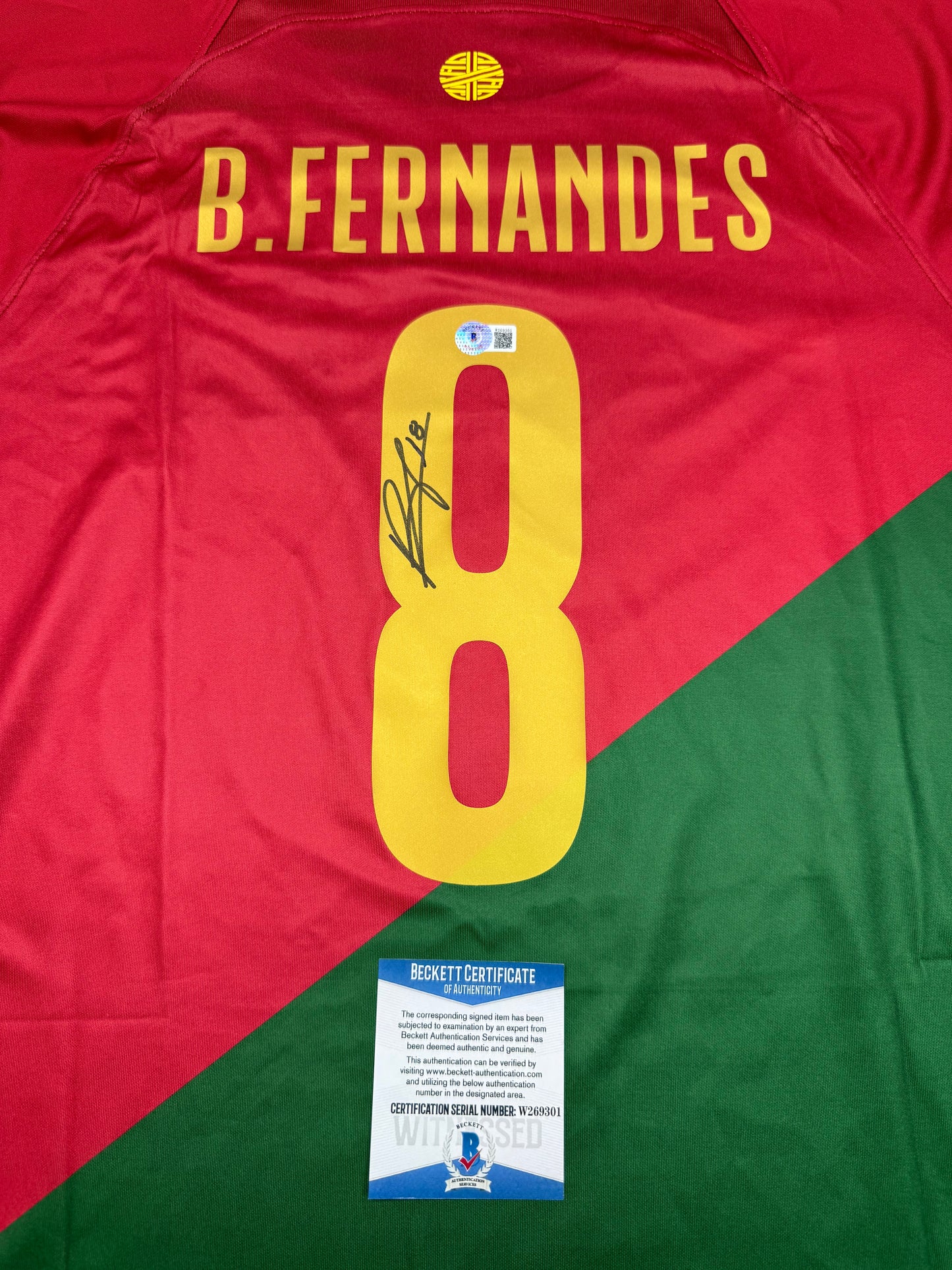 （B.fernandes）signed jersey