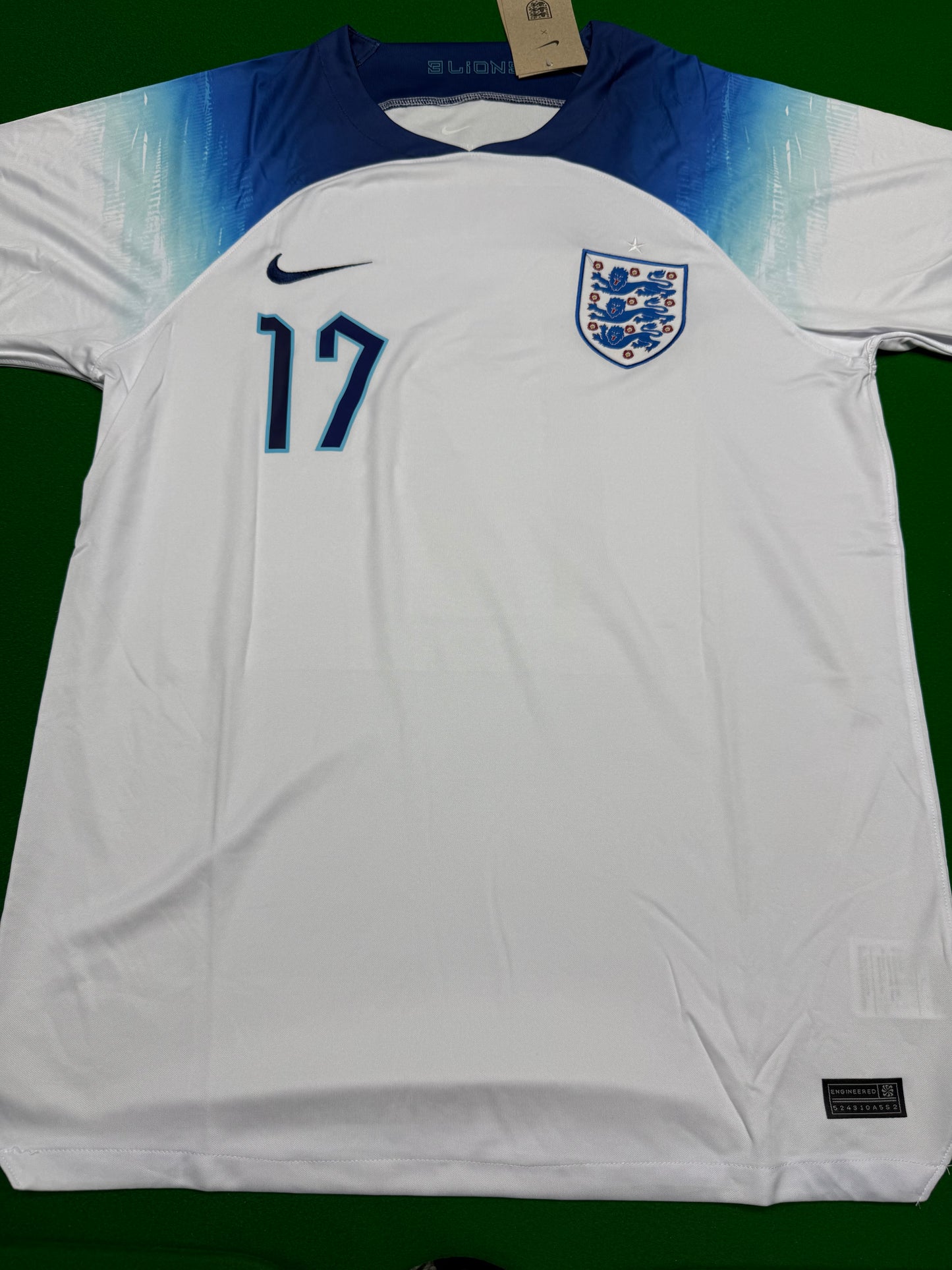 （Saka）signed jersey