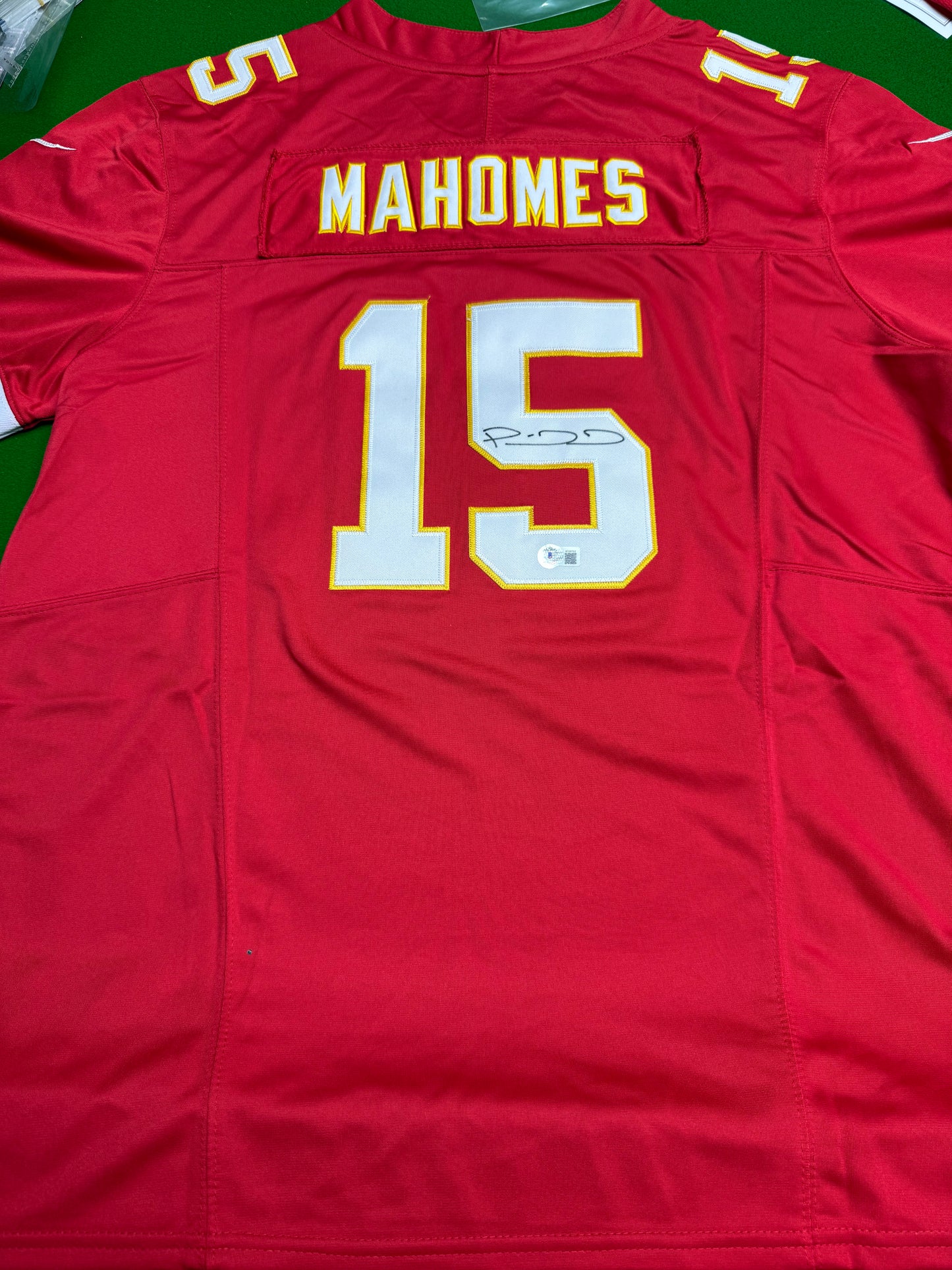 （Mahomes）signed jersey