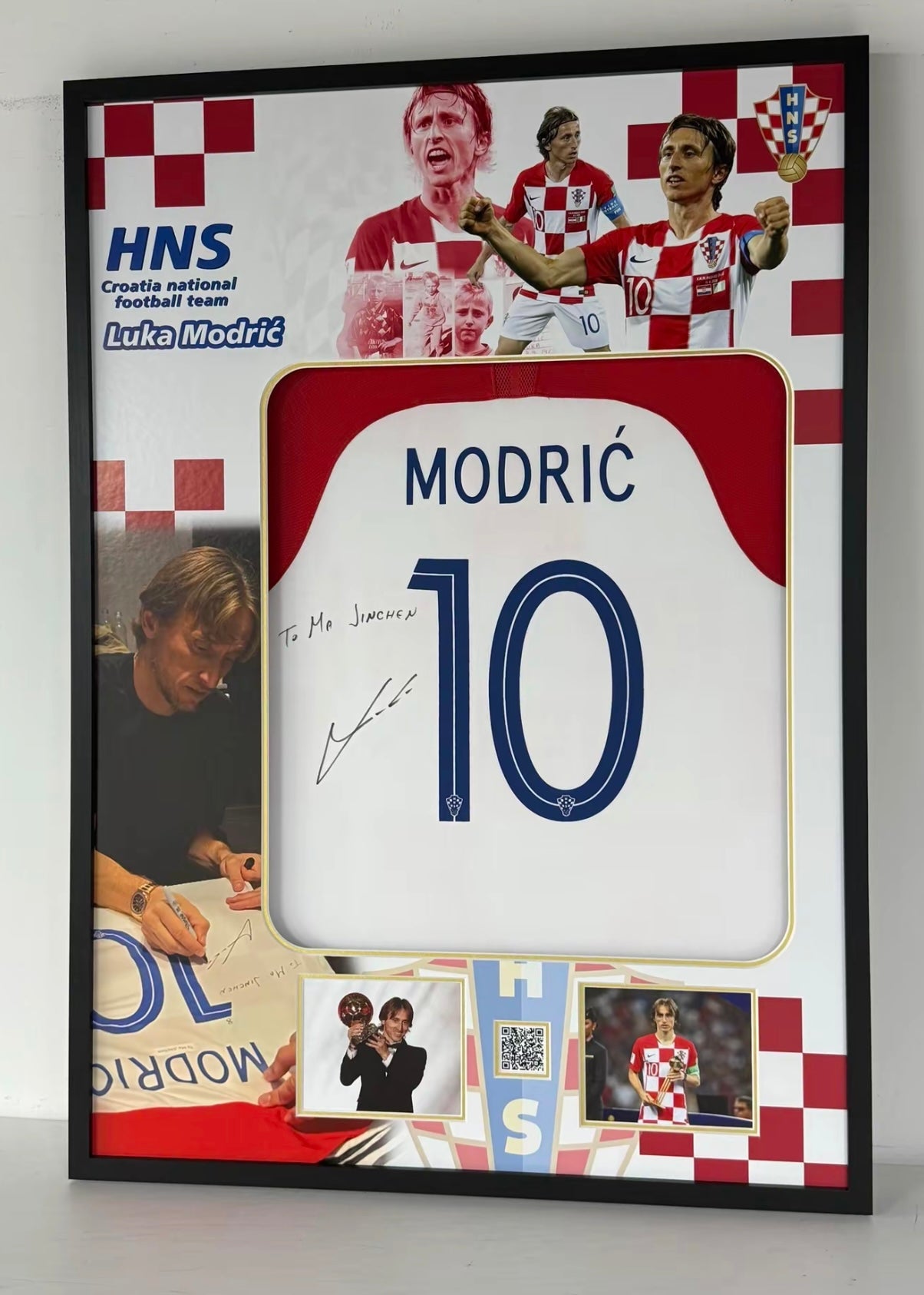 Luka Modric Custom Sports Jersey Display Frame with Decorative Jersey