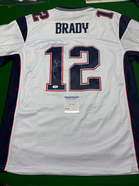 （Brady）signed jersey
