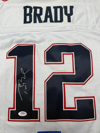 （Brady）signed jersey