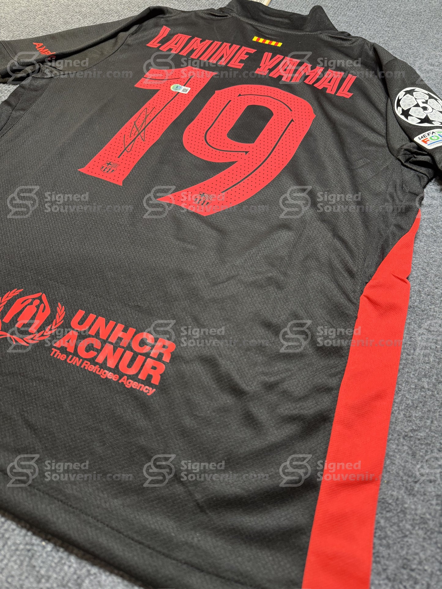Lamine  Yamal Signed Jersey Beckett